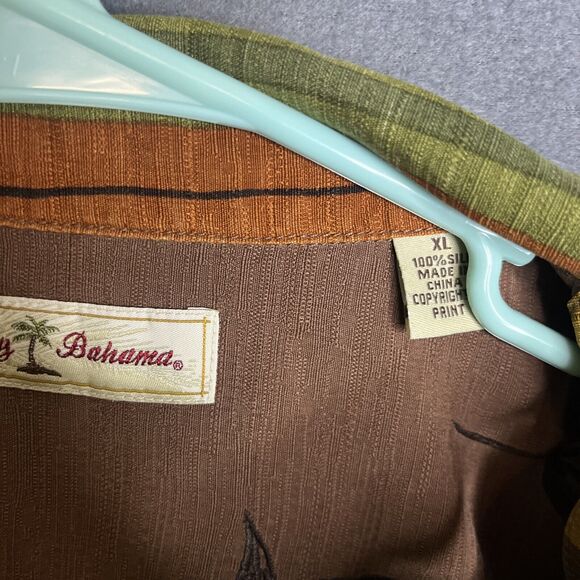 Tommy‎ Bahama Hawaiian Shirt Size XL Multicolor Floral 100% Silk Loop Collar - Picture 3 of 8